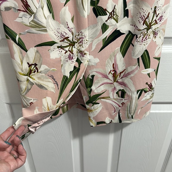 Dolce & Gabbana Light Pink Floral Midi Dress - Size 44 (US size 8) - Picture 8 of 10